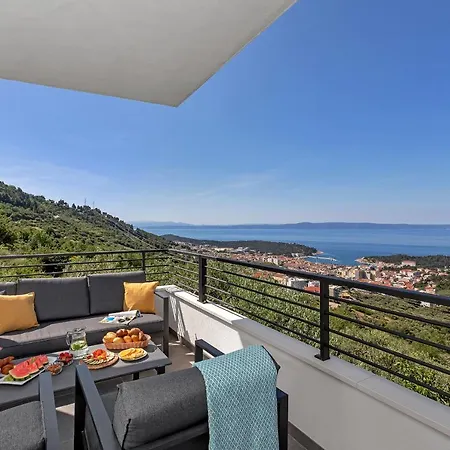 Apricus Apartment