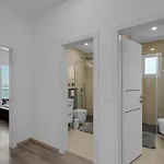 Apricus Apartment *