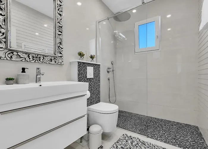 Apartment Apricus Makarska